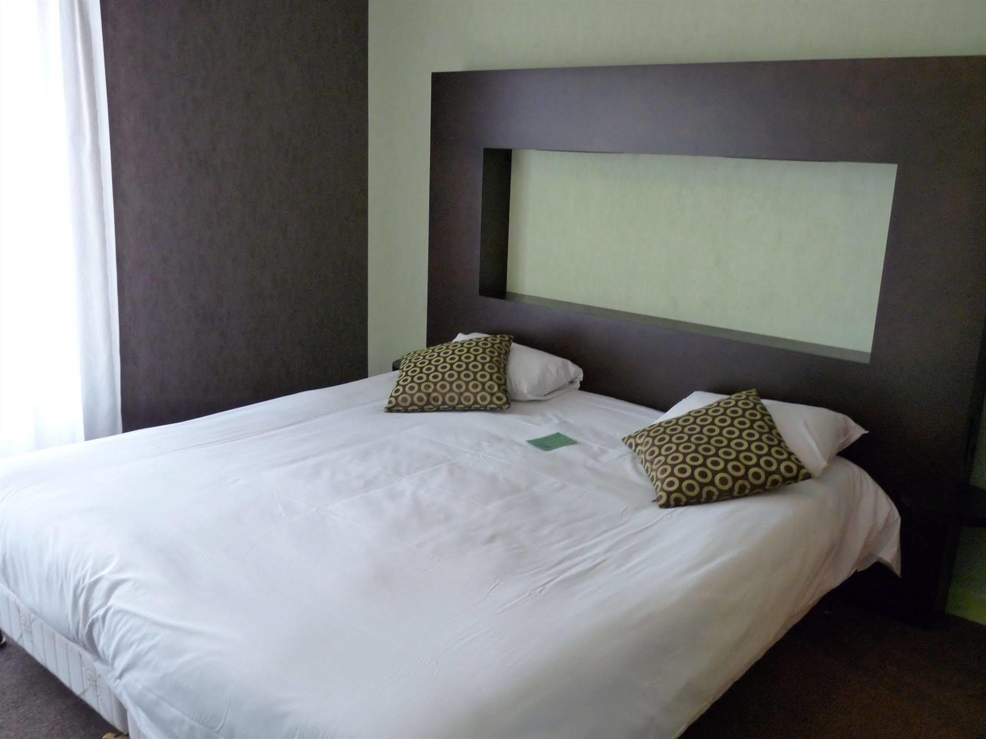 Logis Golfe Hotel فان المظهر الخارجي الصورة